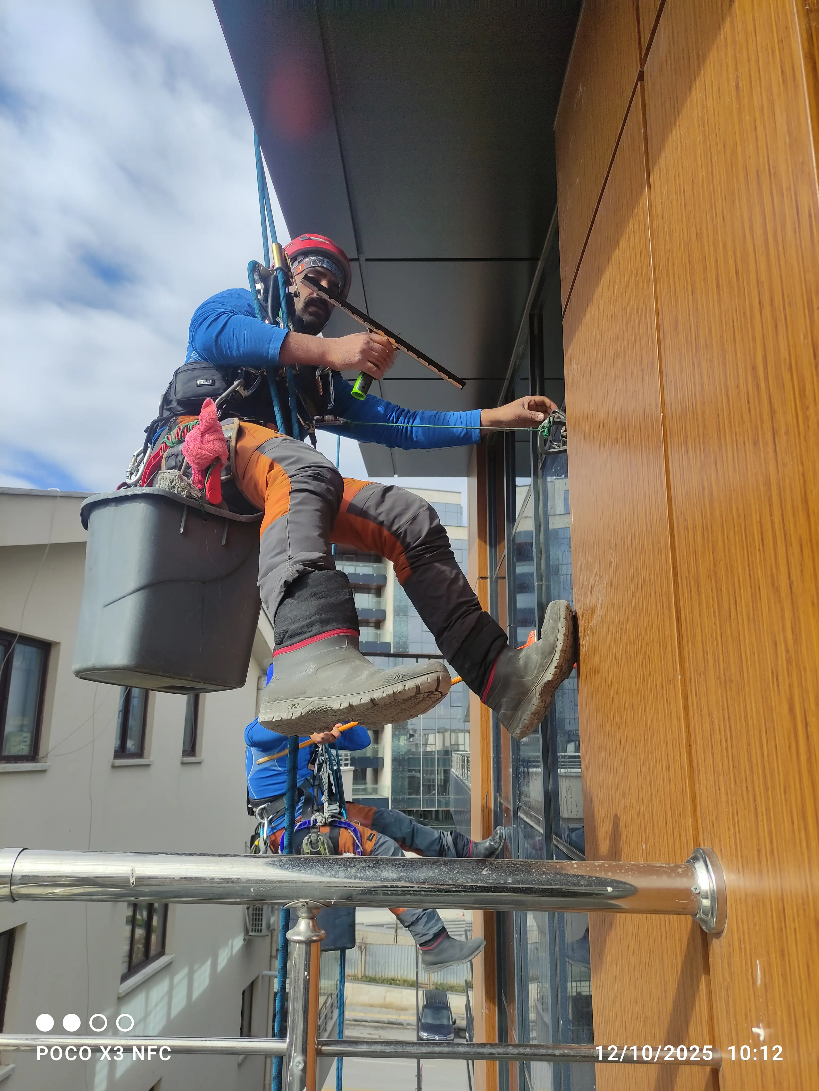 Dis Cephe 3 - DeltaWash Profesyonel Temizlik