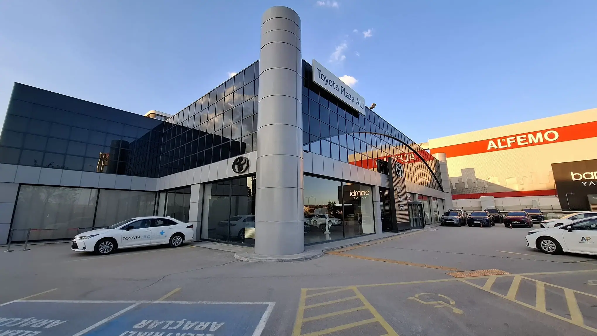 Dış Cephe Toyota1 - DeltaWash Profesyonel Temizlik