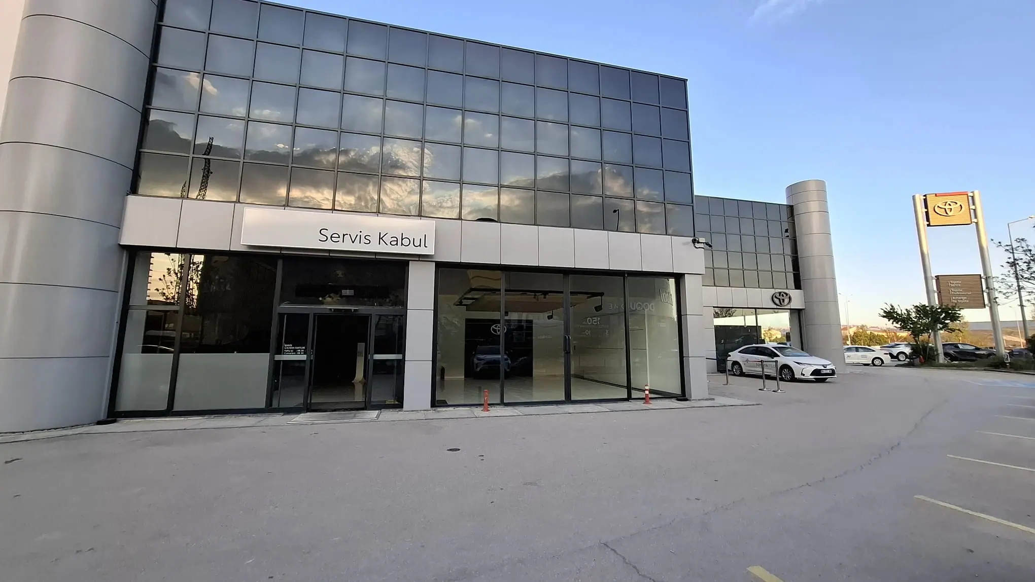 Dış Cephe Toyota3 - DeltaWash Profesyonel Temizlik